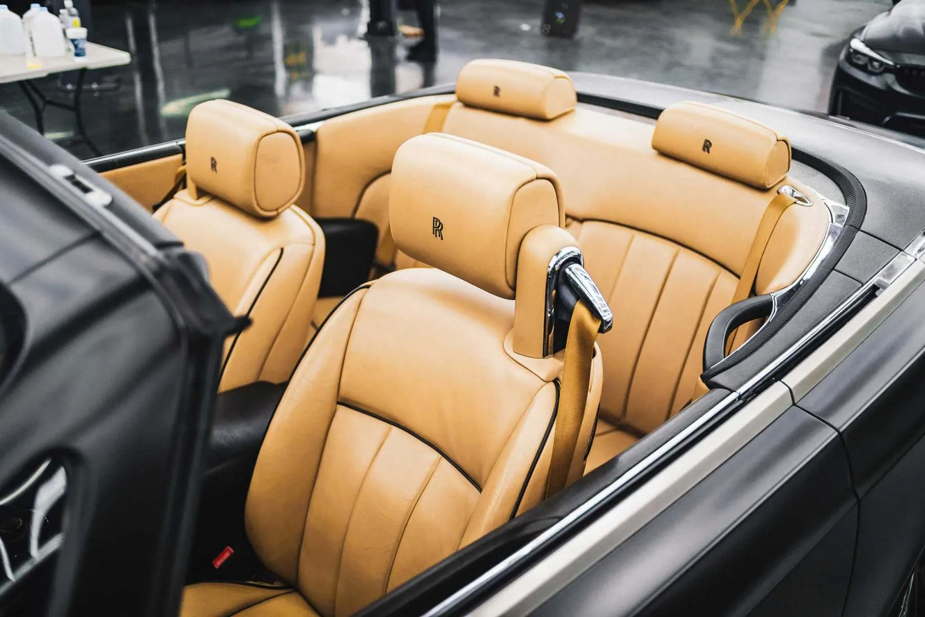 Classic car leather seats restored by Leathermend Yorkshire